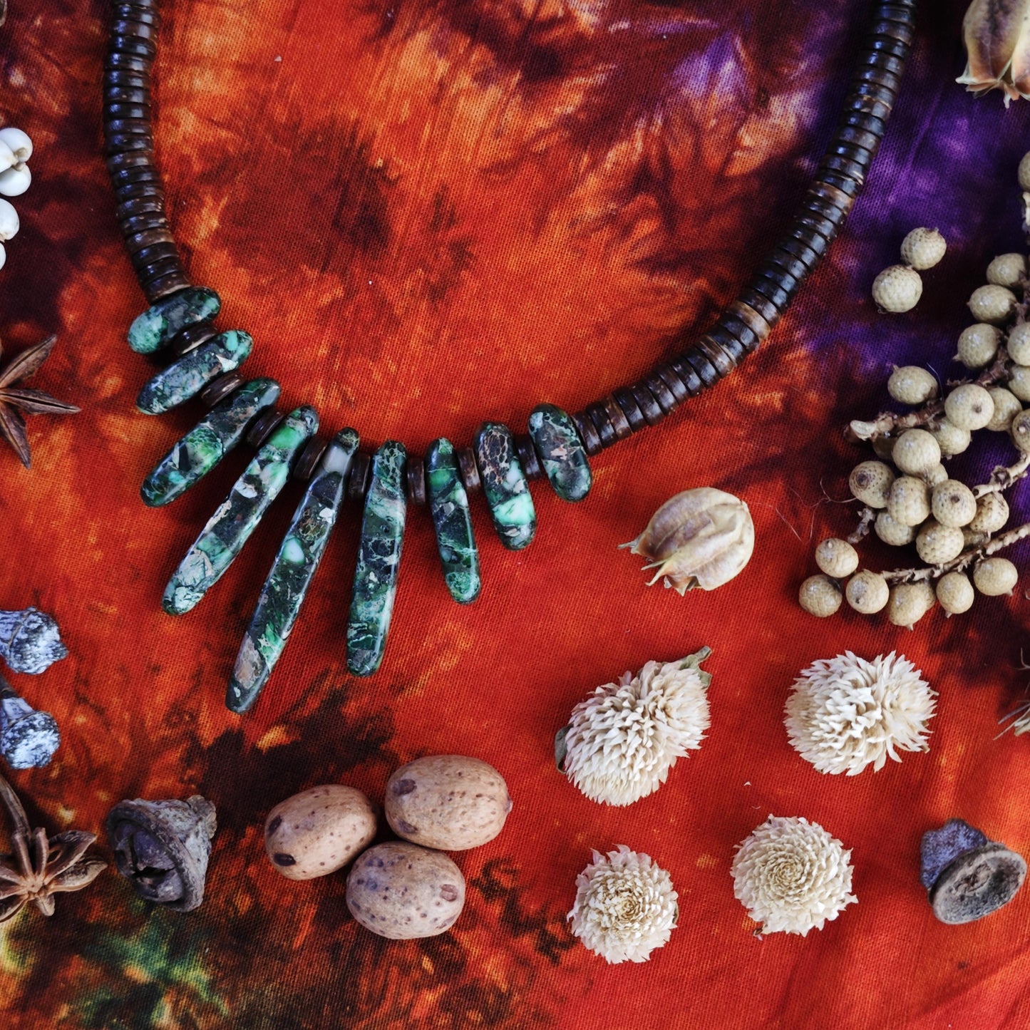 Forest Green Crazy Lace Agate & Coconut Shell Bead Necklace | Ethnic Tribal Boho Jewelry