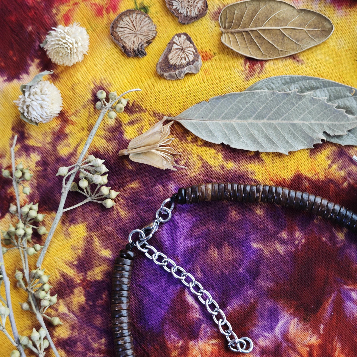 Forest Green Crazy Lace Agate & Coconut Shell Bead Necklace | Ethnic Tribal Boho Jewelry