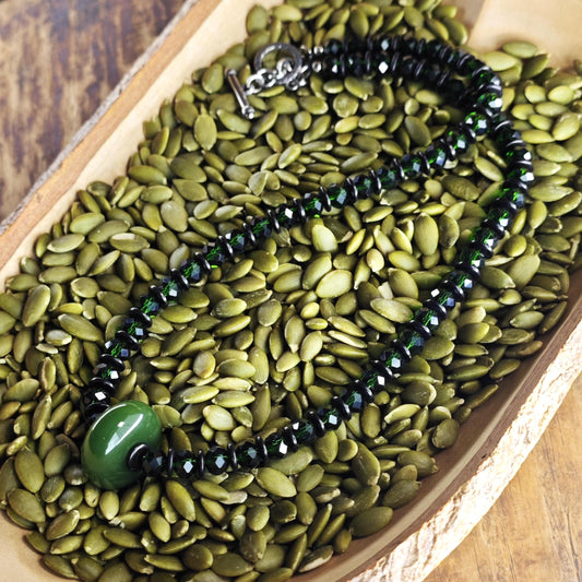 Green Jade Pendant Necklace, Emerald Green Liuli Beaded Choker, Coconut Shell Spacer Boho Jewelry, Stainless Toggle Clasp Necklace 56cm