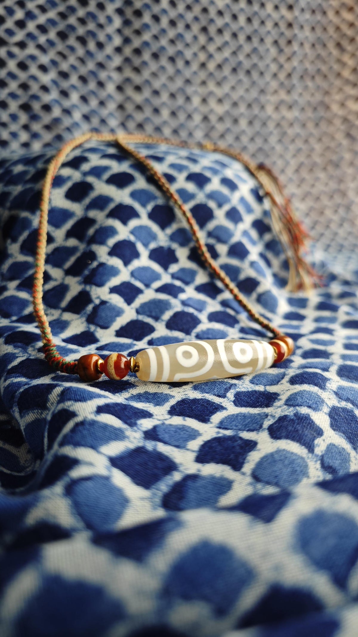 Tibetan White Dzi Bead Necklace, Hand-Braided Colorful Cord Choker, Aged Yak Bone & Red Dzi Amulet, Adjustable Spiritual Gift 40-70cm