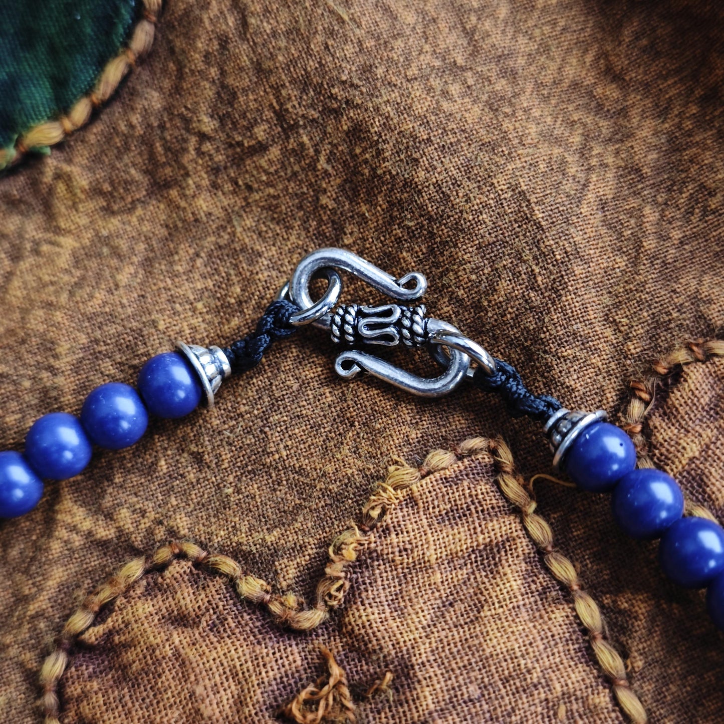 925 Sterling Silver Tribal Pendant Necklace, Lapis Lazuli Gradient Choker, Ethnic Boho Statement Jewelry, Vintage Silver Cap Gift 51cm