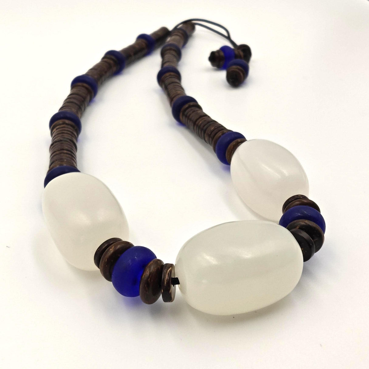 Mutton Fat White Jade Necklace, Cobalt Blue Liuli Bead Choker, Coconut Shell Heishi Chain, Zen Boho Jewelry, Unisex Gemstone Necklace 50cm
