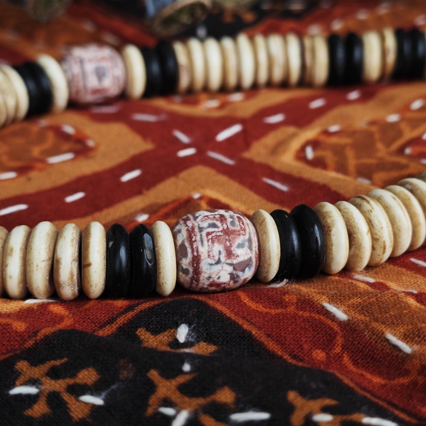 Vintage Yak Bone & Dzi Bead Necklace, Tibetan Style Choker, Tribal Amulet Beaded Necklace, Earthy Boho Jewelry for Men and Women, 47cm