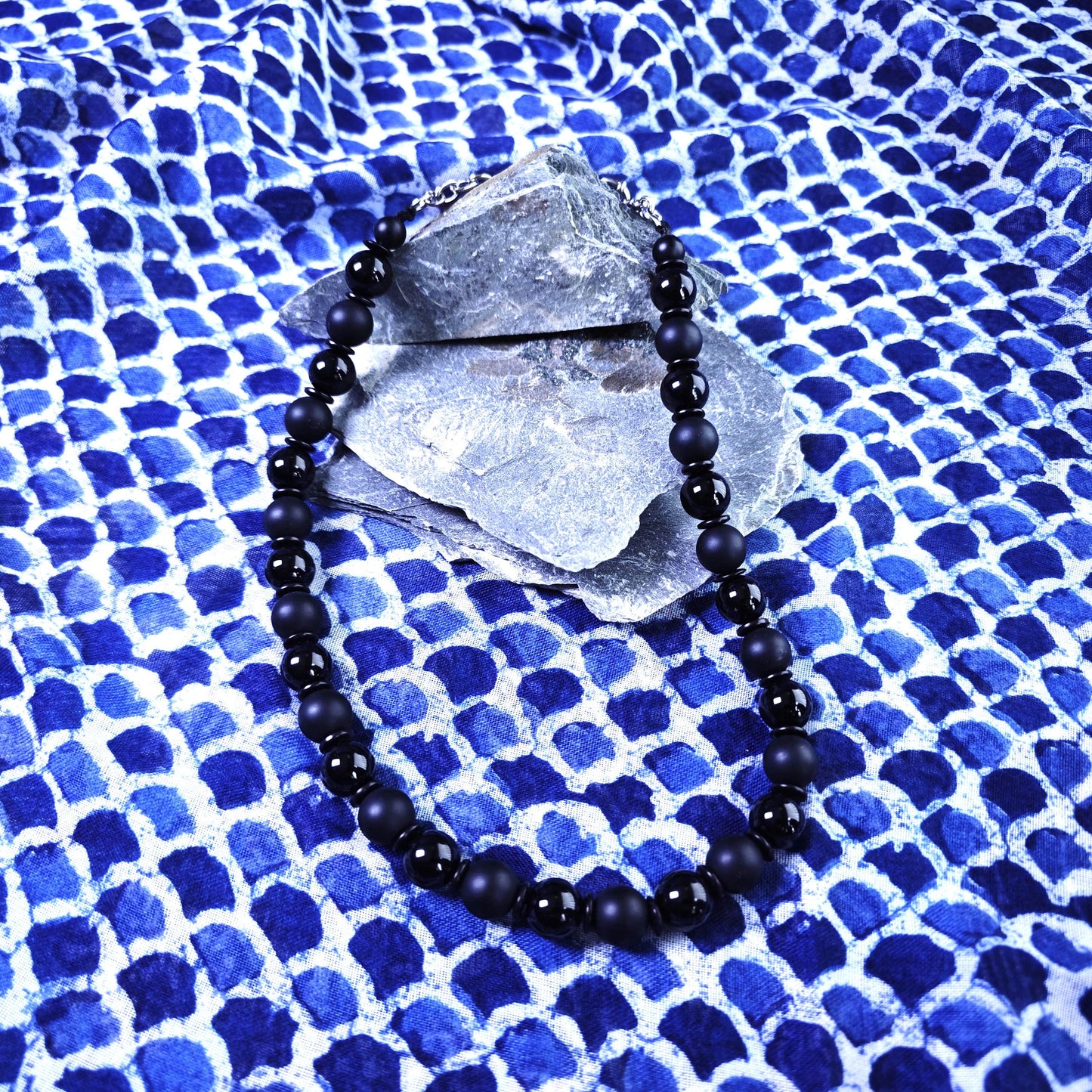 Matte Glossy Black Onyx Necklace, Agate Beaded Choker, Coconut Shell Spacer, Stainless Steel Chain, Goth Minimalist Unisex Jewelry 43cm