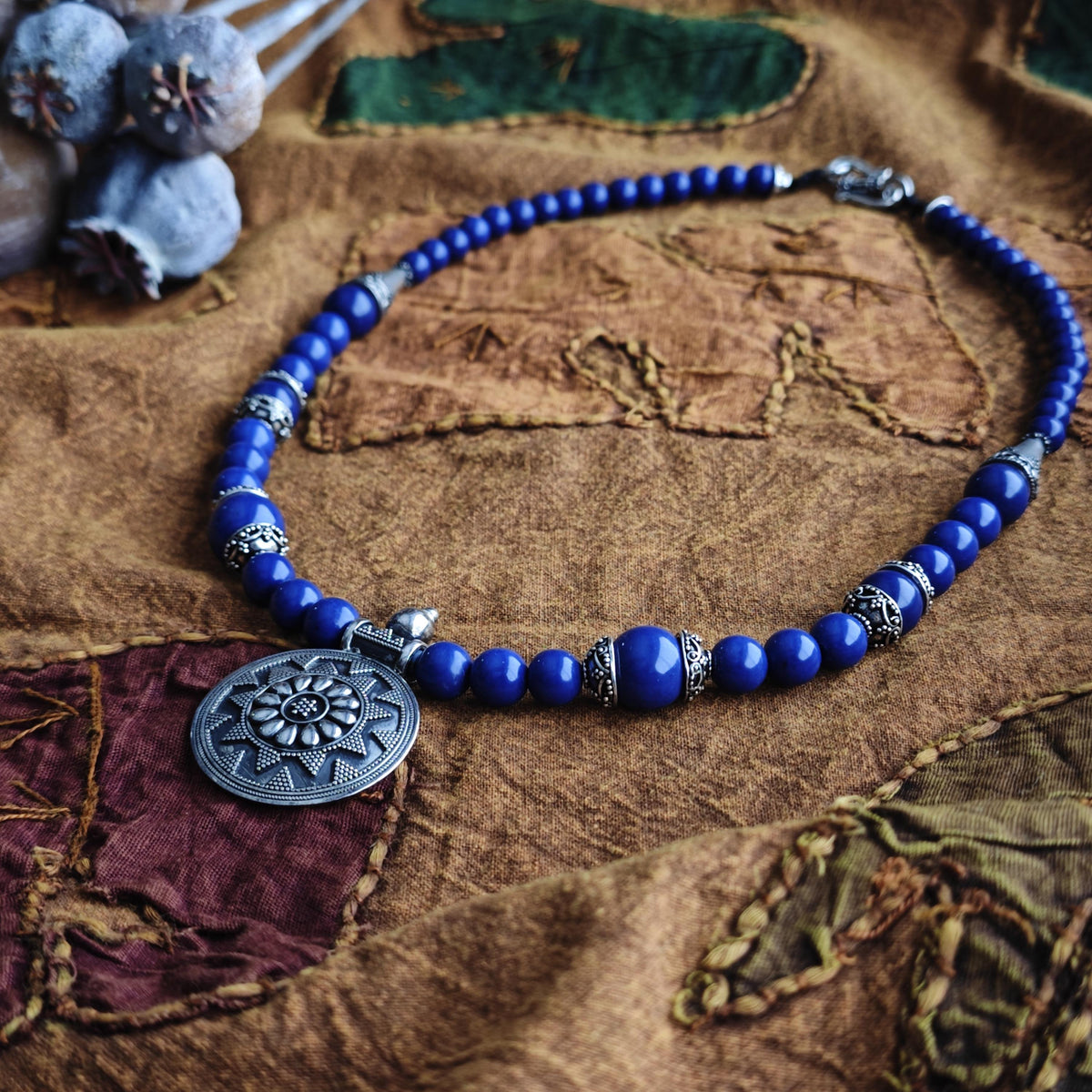 925 Sterling Silver Tribal Pendant Necklace, Lapis Lazuli Gradient Choker, Ethnic Boho Statement Jewelry, Vintage Silver Cap Gift 51cm