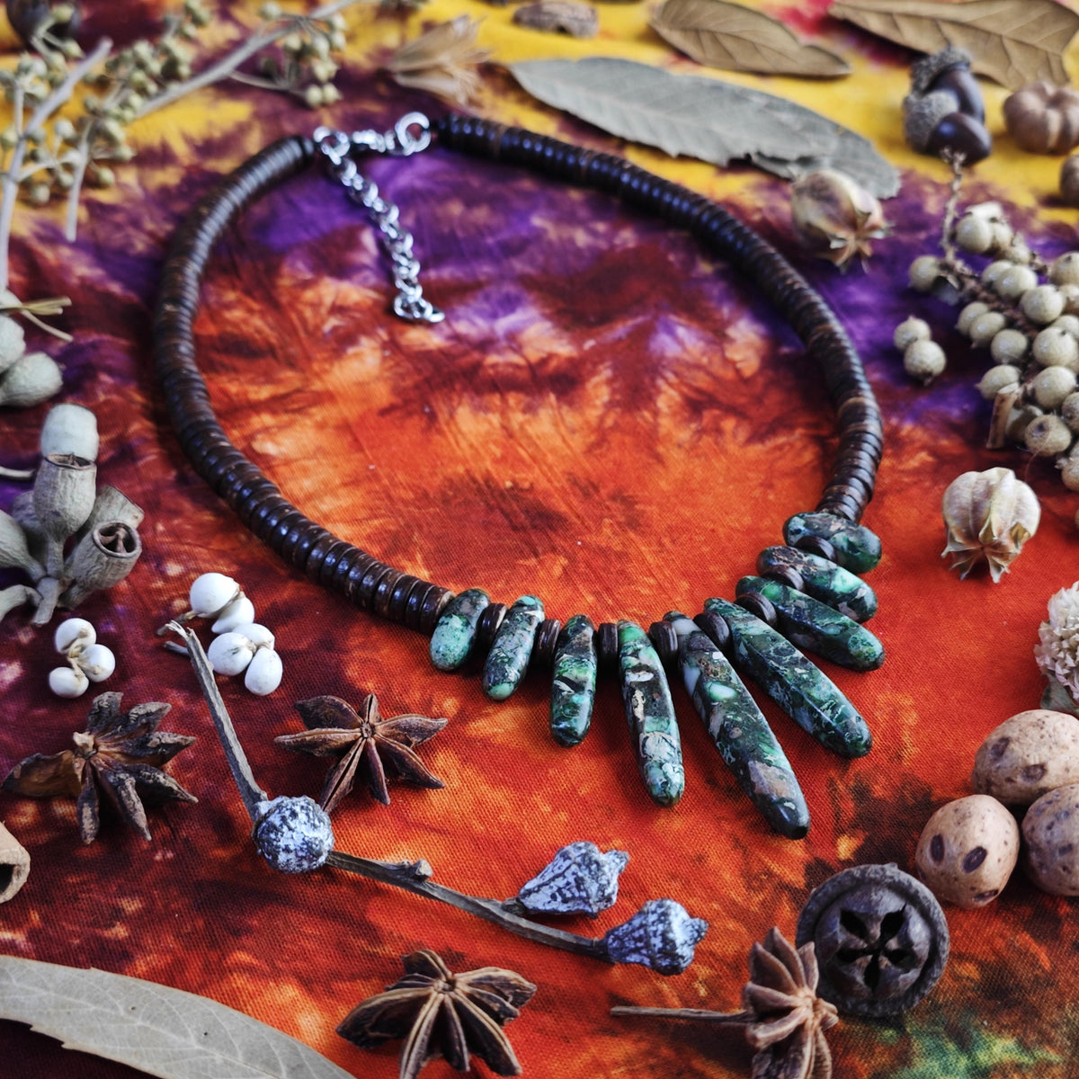 Forest Green Crazy Lace Agate & Coconut Shell Bead Necklace | Ethnic Tribal Boho Jewelry