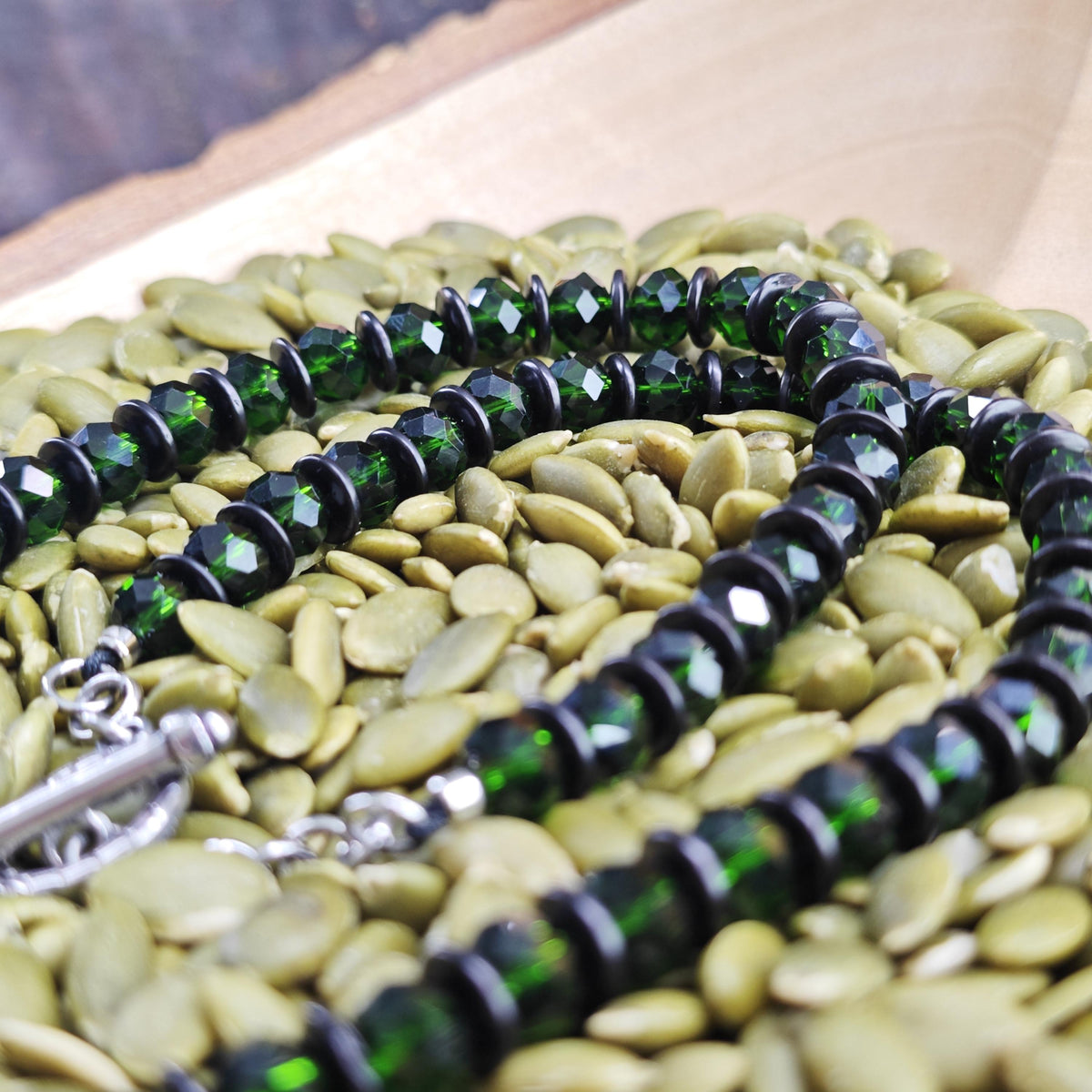 Green Jade Pendant Necklace, Emerald Green Liuli Beaded Choker, Coconut Shell Spacer Boho Jewelry, Stainless Toggle Clasp Necklace 56cm